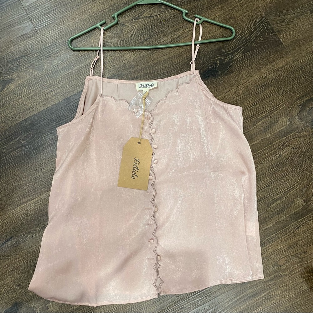 NWT Sleek and Sassy Blush Tank Top
